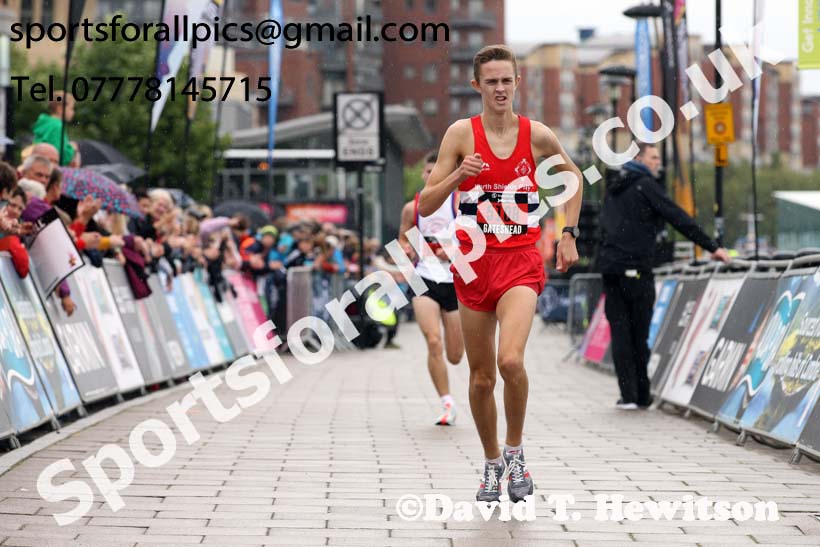 Simplyhealth Junior, 5k and Mini Great North Run. Photo: David T. Hewitson/Sports for All Pics